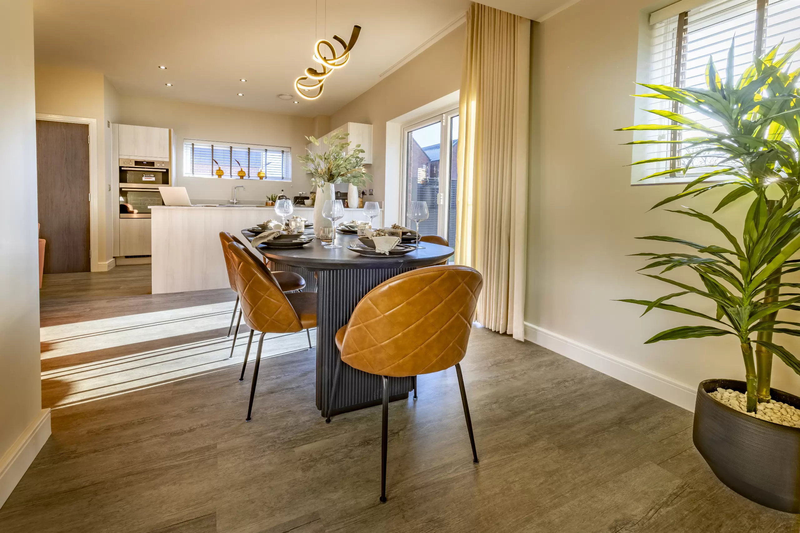 The Madrid V1 Gallery Image